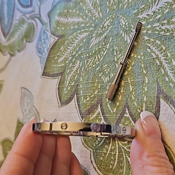 Bracelet 18k White Gold Filled Model Version Screw Bangle Slim - Picture 12 of 12